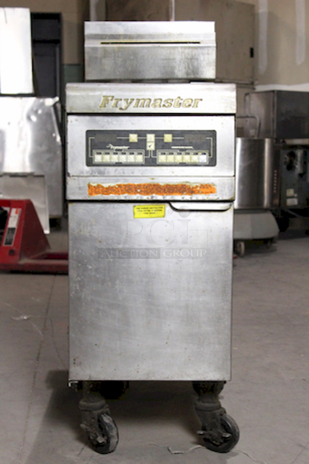 AMAZING! Frymaster RE1175C, 50lbs Vat On Commercial Casters. 208v/3ph/60hz 3 Wire.
155⁄8 in. W x 31 in. D x 453⁄8 in. H
In Working Order. Needs Cord. - Image 3 of 9