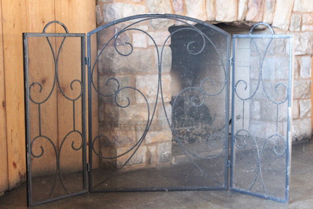 NICE! 3-Panel Arched Fireplace Screen. 50x3/8x32 - Image 4 of 4