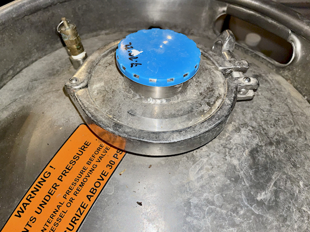 Sabco PubJug Beer & Beverage Serving Keg, 4” Tri-Clamp Sanitary Clamp, 60psi Pull Ring Pressure Relief Valve - Image 3 of 3