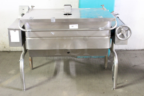 Groen Tilt Skillet / Braising Pan. Believed to be 40gallons, Natural Gas.