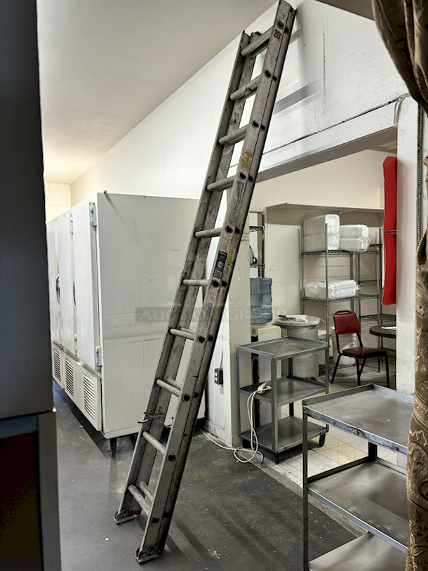 Cuprum 385-20 Household Type III Extension Ladder, 20ft. 200 Lbs Duty Rating.  - Image 2 of 3