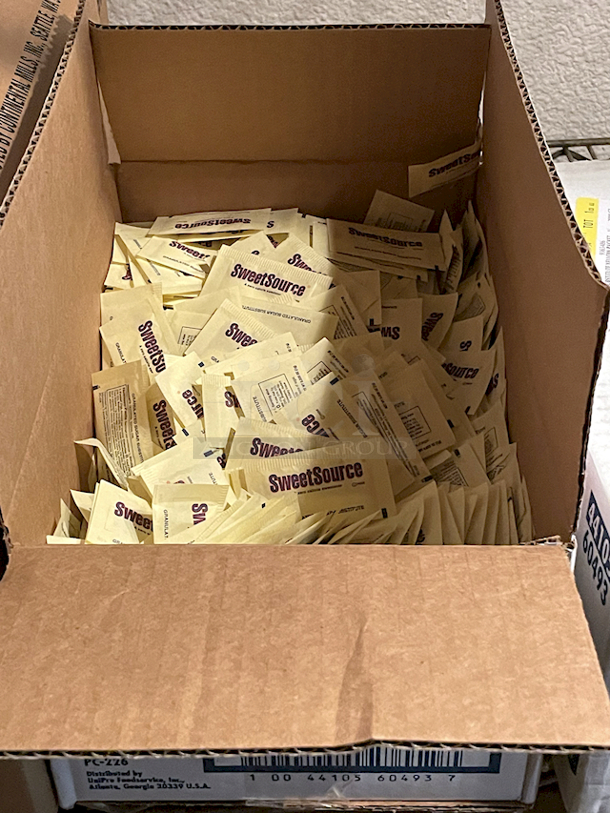 SWEET! 2 Boxes Of Sweet Source Zero Calorie Sweetener Packets (1 Open 1 Completely Full) & 1 Box Of Sugar Packets. 3x Your Bid - Image 3 of 4