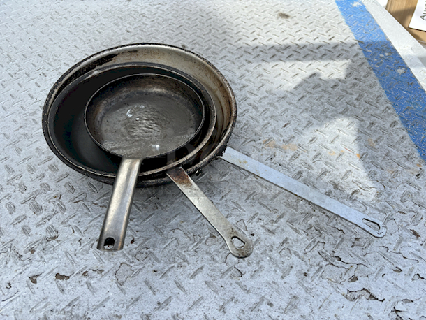 NICE! Multi-Sized Frying Pans. 3x Your Bid - Image 1 of 1