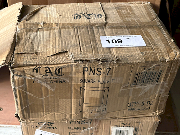 NEW! FULL BOX! CAC China Porcelain PNS-7 Princesquare 7" Bright White Square Porcelain Plate - 36/Case 7x7x7/8 - Image 1 of 5