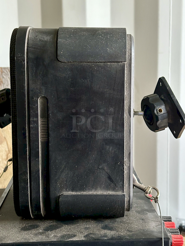 SWEET! JBL Compact CSS-1S/T 5-1/4" 2-Way 10 Watt 100V/70V/8-Ohm Loudspeakers With Wall Mount Hardware 2x Your Bid - Image 6 of 8