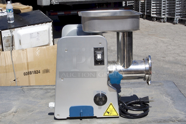 BRAND NEW SCRATCH & DENT! Edlund Edvantage EDVG-12SS #12 Electric Meat Grinder With Stainless Steel Components - 120V; 1/2 hp - Cord Needs To Be Re-Attached.  - Image 9 of 10