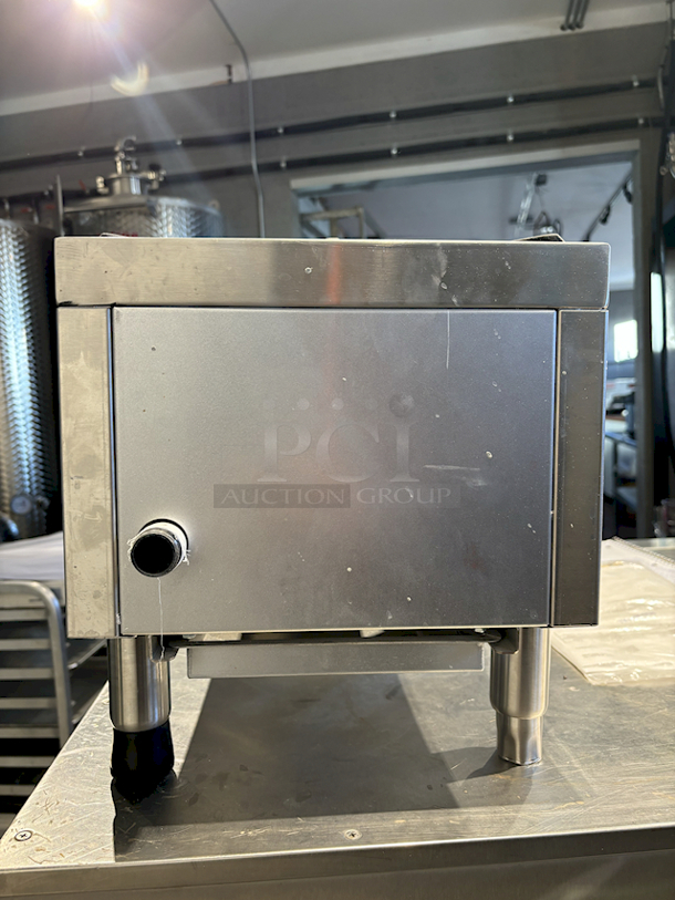 NEW/NEVER USED! Atosa CookRite ACHP-2-NG 12" Natural Gas 2 Burner Manual Control Hot Plate W/ Regulator - 64,000 BTU - Image 7 of 9