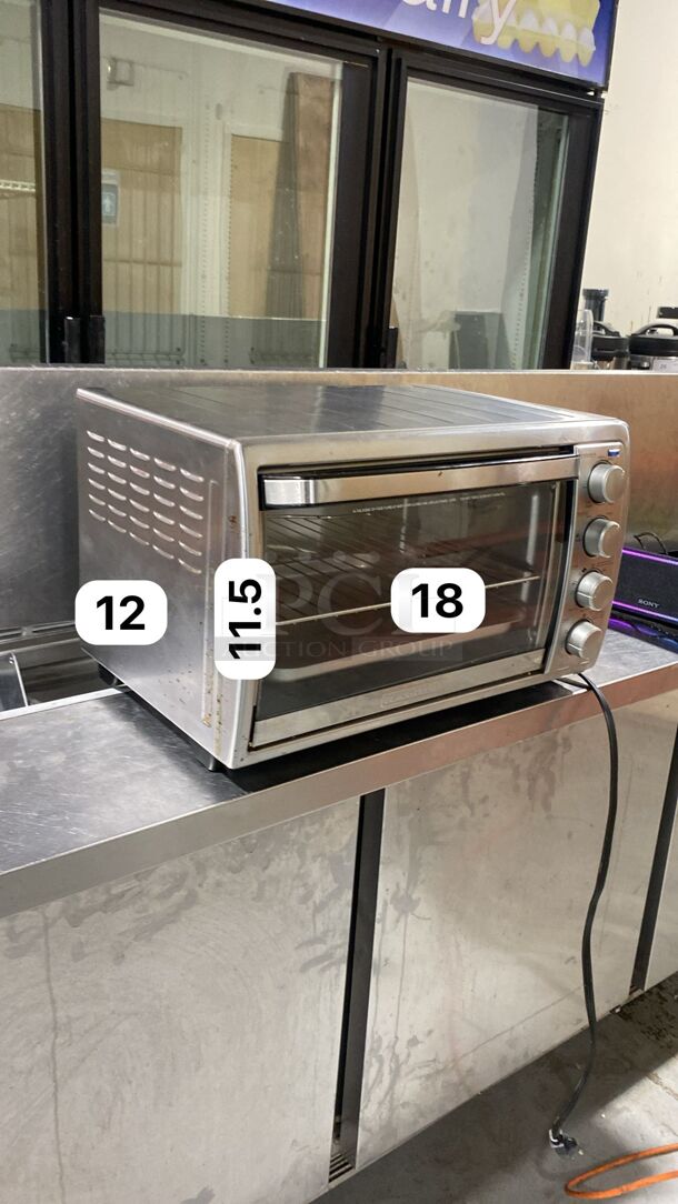 Black + Decker Convection Countertop Oven
 - Image 8 of 8