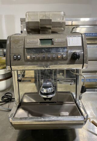 La Cimbali S39 Barsystem espresso machine with turbo steam wand
