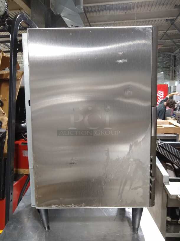 Manitowoc Ice 19 11/16" W Full Cube NEO Undercounter Ice Machine - 102 lbs/day, Air Cooled
 - Image 4 of 6