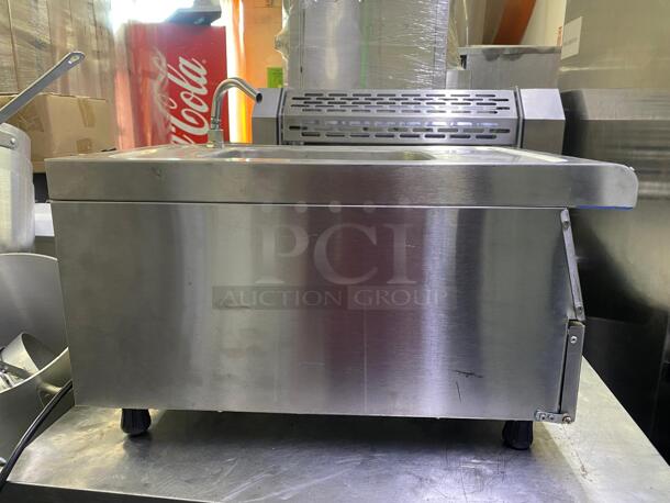 Avantco 177PC201 Stainless Steel Commercial Countertop Electric Powered Pasta Cooker. 208/240 Volts, 1 Phase.
 - Image 6 of 6