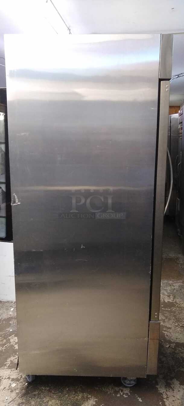 True T-23DT-HC 27" One Section Commercial Combo Refrigerator Freezer - Right Hinge Solid Doors, Dual Temp, 115v
 - Image 2 of 8