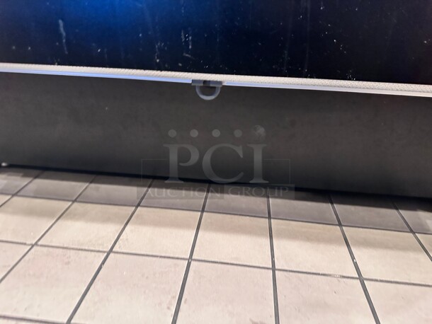 Late Model Commercial 48 inch Black Vertical Air Curtain Merchandiser - 115V Tested and Working - Image 3 of 6