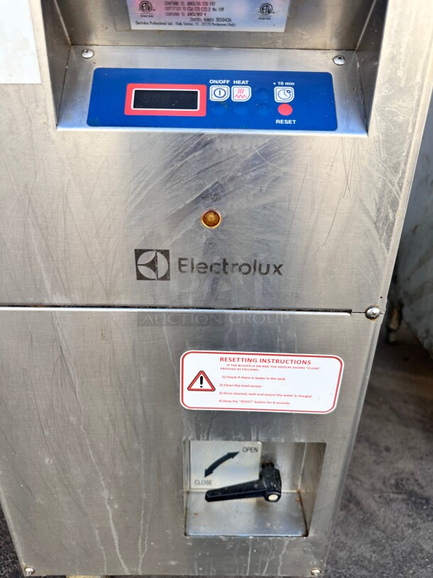 Electrolux 371174 Automatic Pasta Cooker, electric, 5.3 gallon single tank 220 Volt 3 Phase Tested and Working! - Image 5 of 5