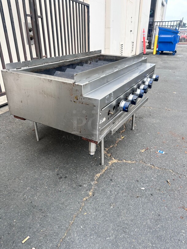 Ideal 8-Burner Natural Gas Kebab Broiler - 240,000 BTU Working - Image 9 of 10