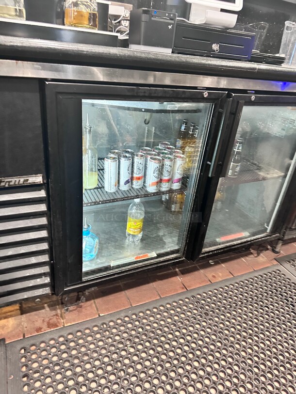 True TBB-24GAL-60G-S-HC-LD 60" Bar Refrigerator - 2 Swinging Glass Doors, Stainless, 115v Working - Image 2 of 6