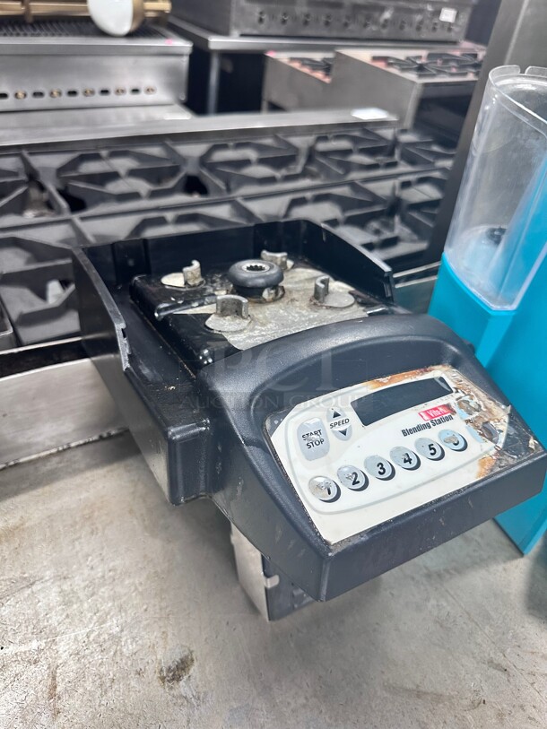 Vitamix Commercial VM0116 Drop in  Commercial Drink Blender NSF 115 Volt Working - Image 2 of 8