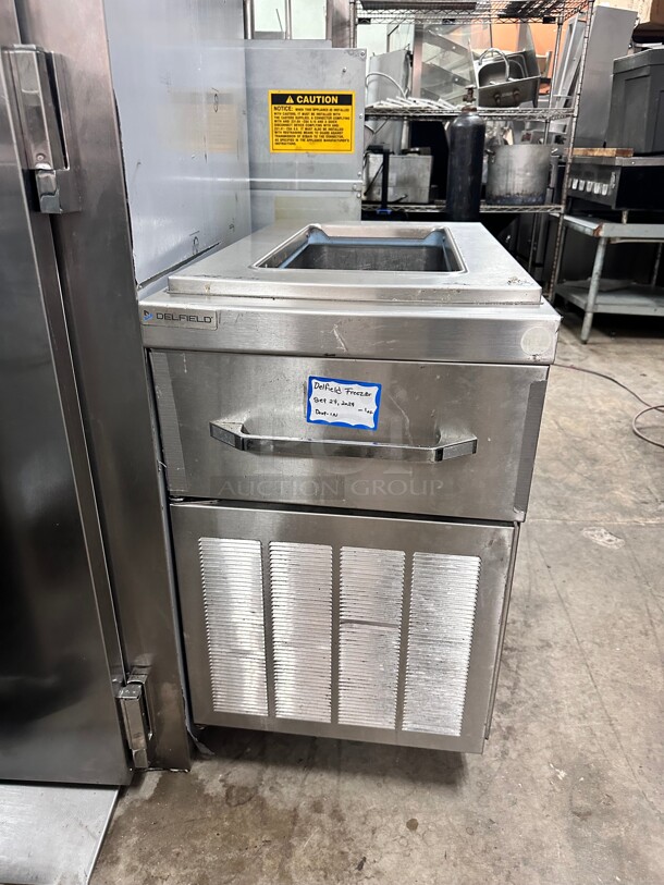 Excellent Condition Delfield F20FP 12 Gallon Drop In Freezer 115 Volt Tested and Working! - Image 2 of 10