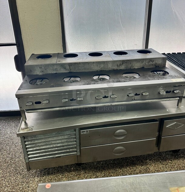 Certified Working Jade Range JHPE 72 inch Gas Step Up Hot Plate w/ (10) Burners & Infinite Controls, Natural Gas - Image 1 of 7